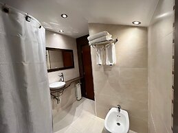 Urbana Apartments 413