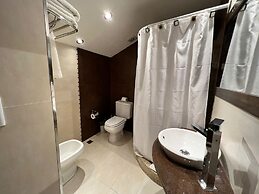 Urbana Apartments 413