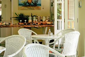 VELINN Pousada Ponta do Pequeah