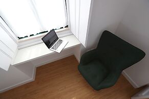 Glass Boutique - Rooms & Suites
