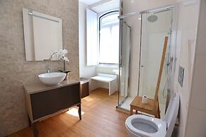 Glass Boutique - Rooms & Suites