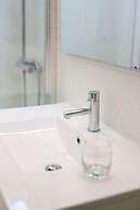 Glass Boutique - Rooms & Suites