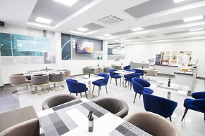 Sirari Suites Hotel
