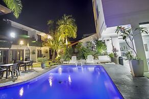 Sirari Suites Hotel