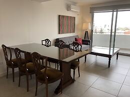 Deluxe 2bedr Apartment With Balcony