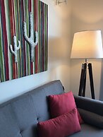 Deluxe 2bedr Apartment With Balcony