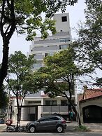 Deluxe 2bedr Apartment With Balcony