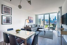 Level Chicago – Old Town