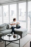 Level Chicago – Old Town