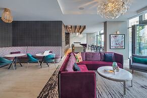 Level Chicago – Old Town