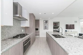 Level Chicago – Old Town