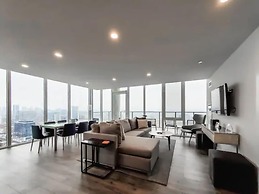 Level Chicago – Old Town