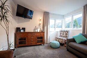 Sydney Street Apartments