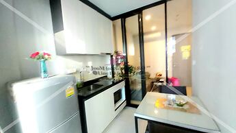 The Base Central Pattaya by Alin