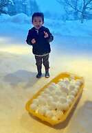 Snowball Chalet at Madarao Mountain