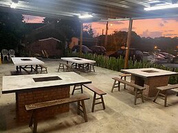 Kenting Jinjin Music Inn