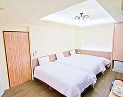 Kenting Jinjin Music Inn