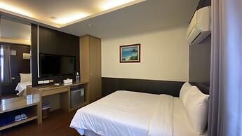 Kenting Jinjin Music Inn