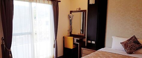 Kenting Jinjin Music Inn