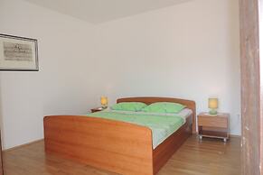 Apartments Travarevic