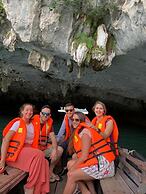 Dragon Bay Cruises