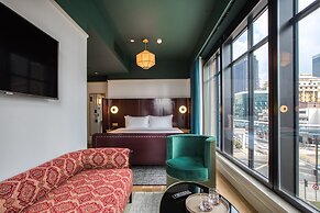 The Chow Kit - an Ormond Hotel