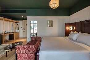 The Chow Kit - an Ormond Hotel