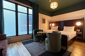 The Chow Kit - an Ormond Hotel