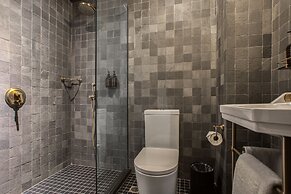 The Chow Kit - an Ormond Hotel