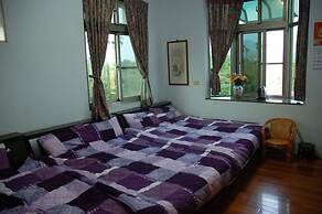 Xiangyang Tianyuan Ju Homestay