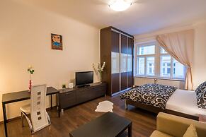 Chest design apartments