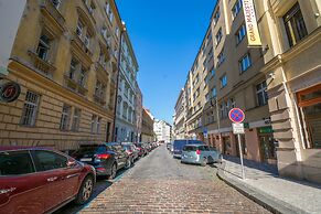 Chest design apartments