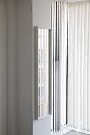 Spacious bright apartment w parking