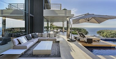 Moondance Villa & Suites