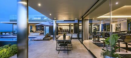 Moondance Villa & Suites