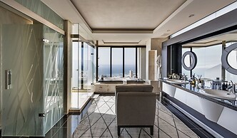 Moondance Villa & Suites