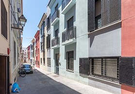 Stylish Apartment in downtown with Pool