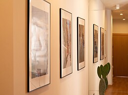 Stylish Apartment in downtown with Pool