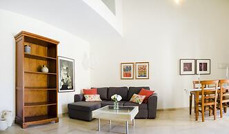 Espectacular Duplex Altos de Santa Ana