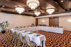 Brown Acropol, a member of Brown Hotels