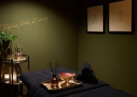 Brown Acropol, a member of Brown Hotels