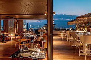 Brown Acropol, a member of Brown Hotels