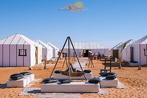 Erg Chebbi Camp