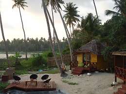 Simeulue Surflodges