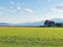 Shooting Star the Bed & Breakfast