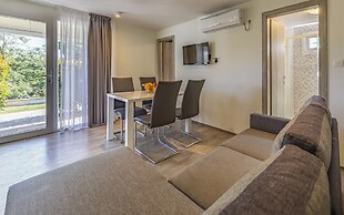 Mobile Home Rojnic- Campsite