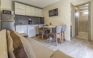 Mobile Home Rojnic- Campsite