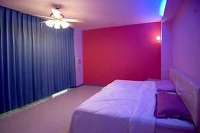 Tomorrow Cute Family Inn