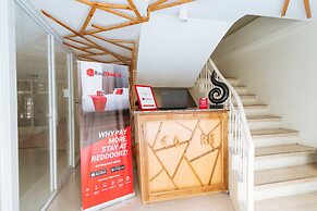 RedDoorz @ University Belt Manila