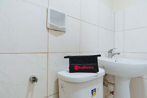 RedDoorz @ University Belt Manila